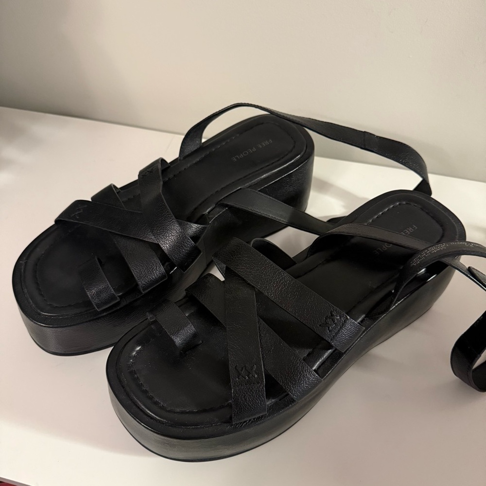 FREE PEOPLE HAZEL FLATFORM SANDALS - Picture 5 of 10